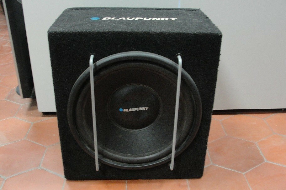 skrzynia-basowa-blaupunkt-emb-1200-wgniecenie-okrzei-8-bystrzyca-klodzka