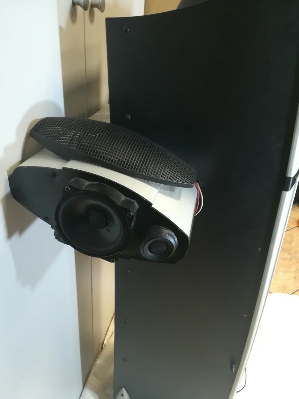 wieza-grundig-space-fidelity-marka-grundig