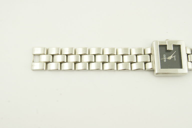 zegarek-gucci-ratuszowa-5-szamotuly