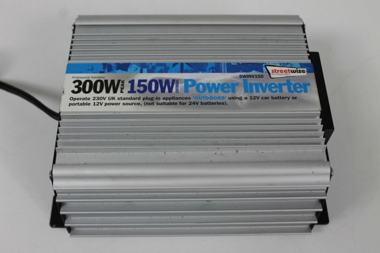 KONWERTER POWER INVERTER 300 W DO SAMOCHODU