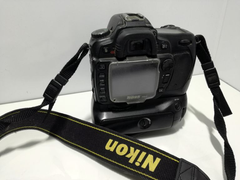 APARAT NIKON D80 + GRIP + OBIEKTYW OD LOOMBARD!!