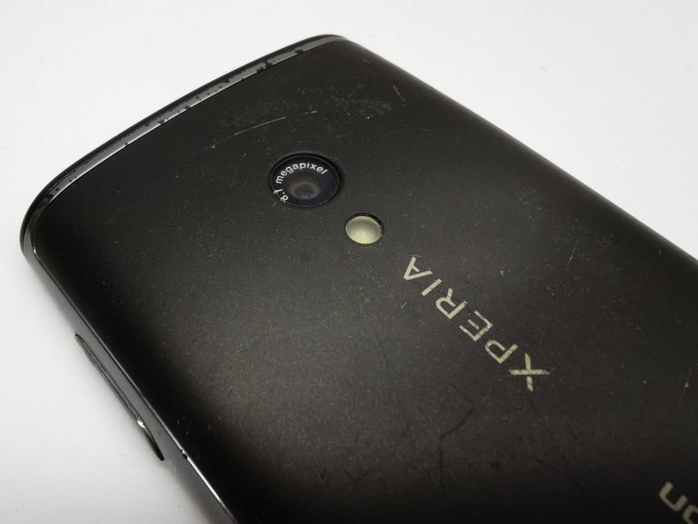 telefon-sony-xperia-x10i-nie-czyta-kart-sim-typ-smartfon