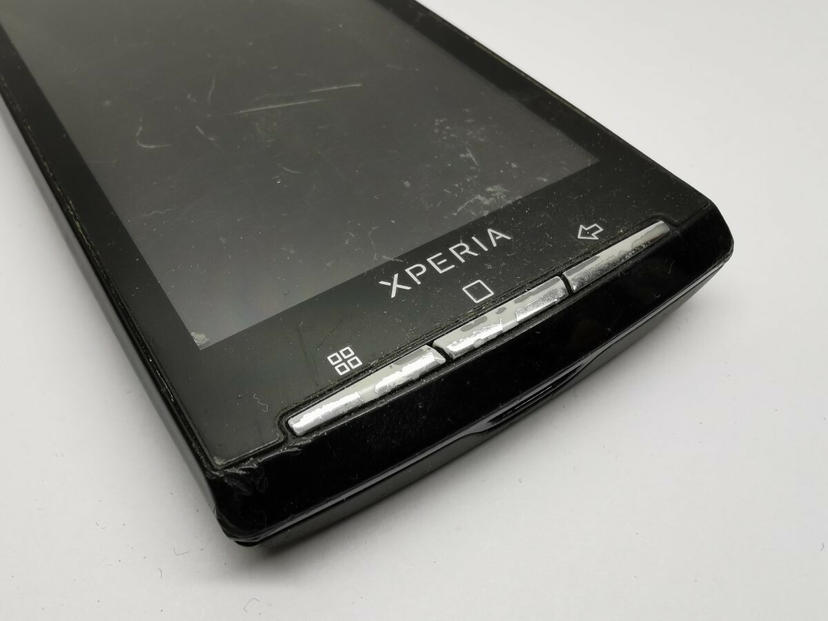 telefon-sony-xperia-x10i-nie-czyta-kart-sim-stan-uszkodzony