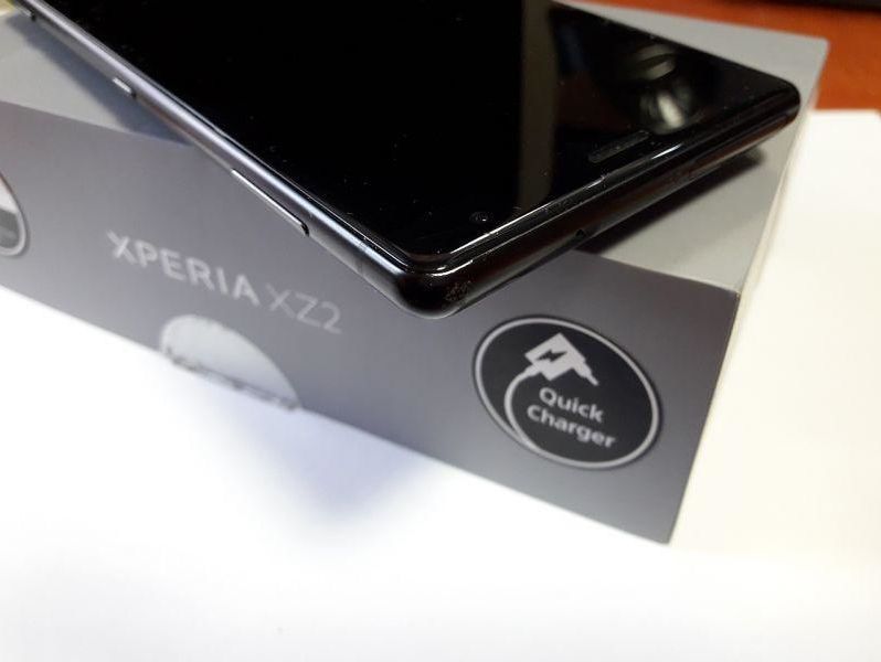 sony-xperia-xz2-komplet-bez-simlocka-przekatna-ekranu-57