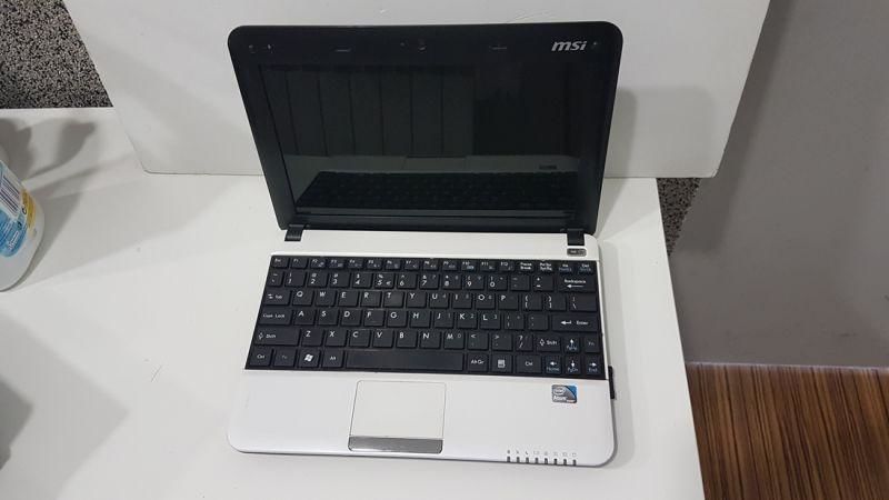 netbook-msi-u135dx-win-xp-150gb-dysku-powloka-matrycy-blyszczaca