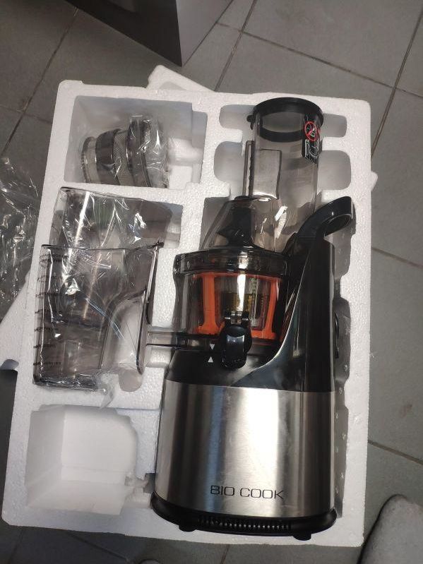 wyciskarka-wolnoobrotowa-bio-cook-kolor-dominujacy-srebrnyszary