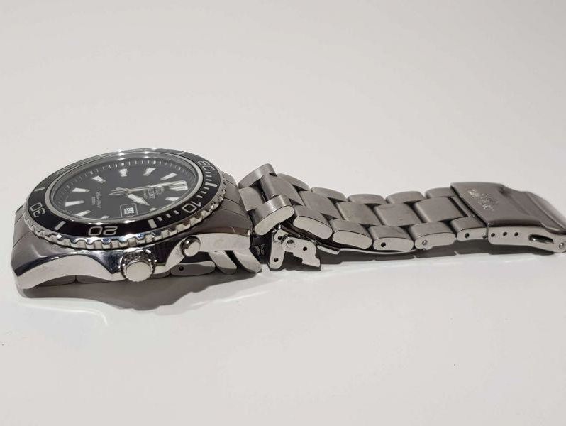 zegarek-orient-75001b6-funkcje-datownik