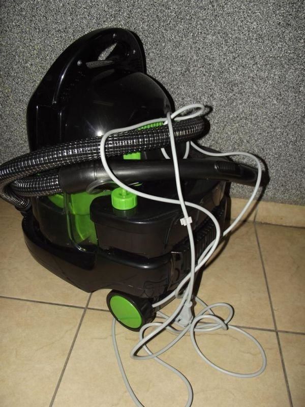 odkurzacz-pioracy-comfortclean-cc-10003-ideal-maksymalna-moc-2400