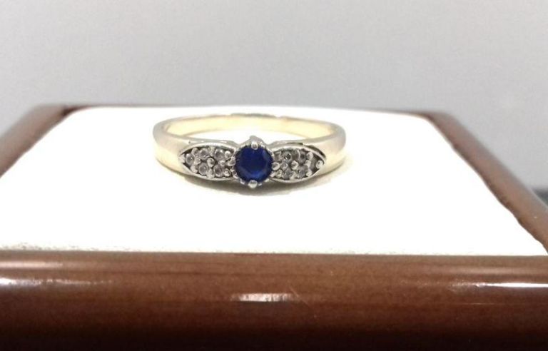 zloty-pierscionek-z-niebieskim-oczkiem-585pr-227g-kamien-inny-kamien