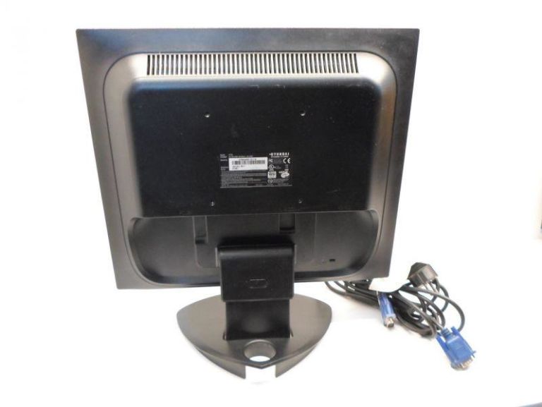 monitor-17-hyundai-x73s-przekatna-ekranu-17