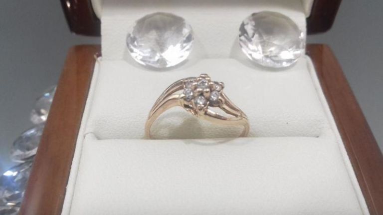 zloty-pierscionek-585pr-16g-stan-uzywany