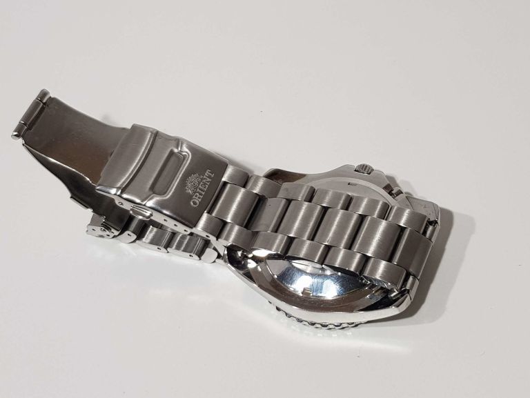 zegarek-orient-75001b6-rodzaj-paska-bransoleta