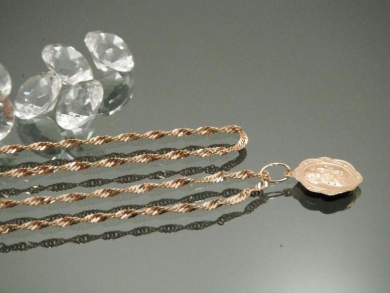 sliczny-zloty-lancuszek-z-zawieszka-585-material-zloto