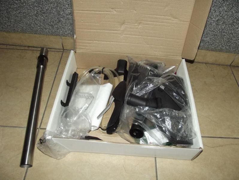 odkurzacz-pioracy-comfortclean-cc-10003-ideal-pojemnosc-zbiornika-na-czysta-wode-4