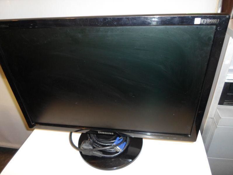 monitor-samsung-ls22my-okablowanie-promo-swietojanska-82-gdynia