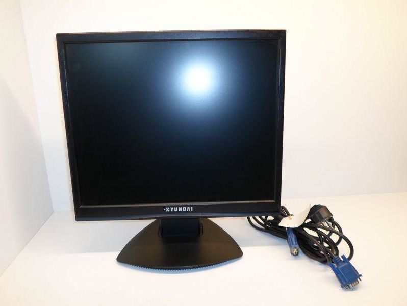 monitor-17-hyundai-x73s-stan-uzywany