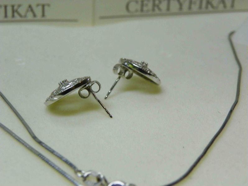 piekny-komplet-z-brylantami-biale-zloto-895g-585-marka-apart