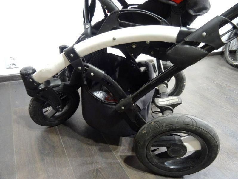 wozek-dzieciecy-commi-izzi-go-typ-siedziska-rozkladane