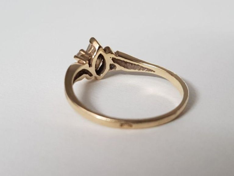 zloty-pierscionek-14k-198g-stan-uzywany