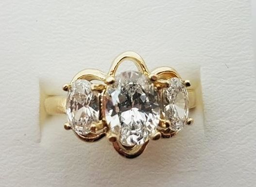 sliczny-zloty-pierscionek-375-ct-rodzaj-wyrob-jubilerski