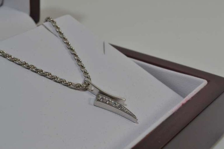 zlota-zawieszka-pr585-117g-kamien-cyrkonia