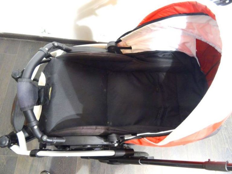 wozek-dzieciecy-commi-izzi-go-informacje-dodatkowe-hamulec