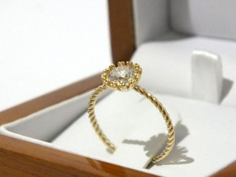 zloty-pierscionek-170g-585-r12-stan-powystawowy