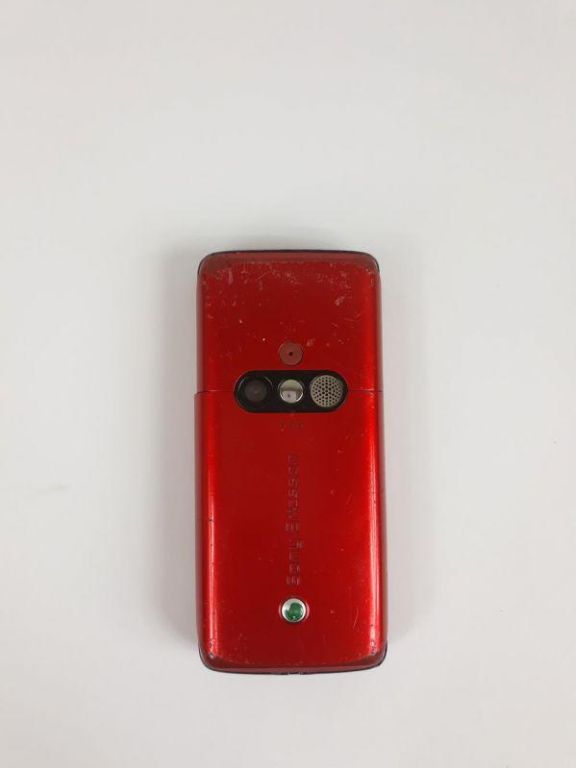 sony-ericson-k610i-bialy-wyswietlacz-przekatna-ekranu-1