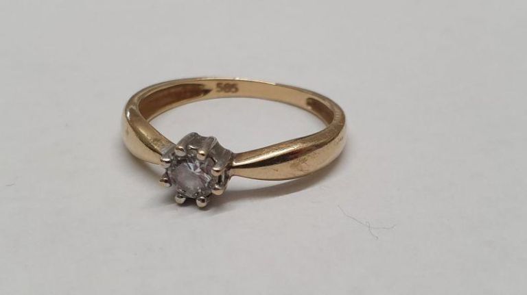 piekny-zloty-pierscionek-pr585-173g-stan-uzywany