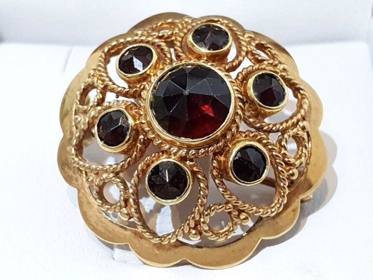 zlota-broszka-z-granatem-lwowska-21a-sj-tomaszow-lubelski