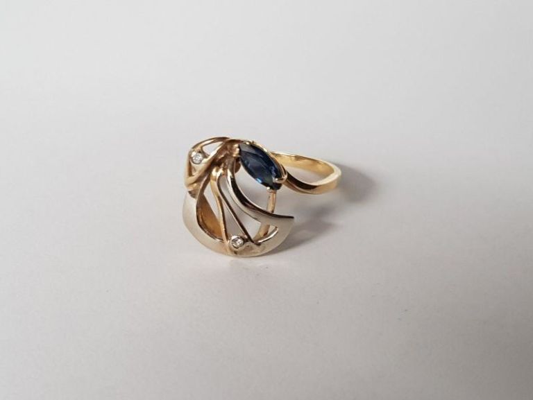 piekny-pierscionek-z-brylantami-i-szafirem-p750-rodzaj-wyrob-jubilerski