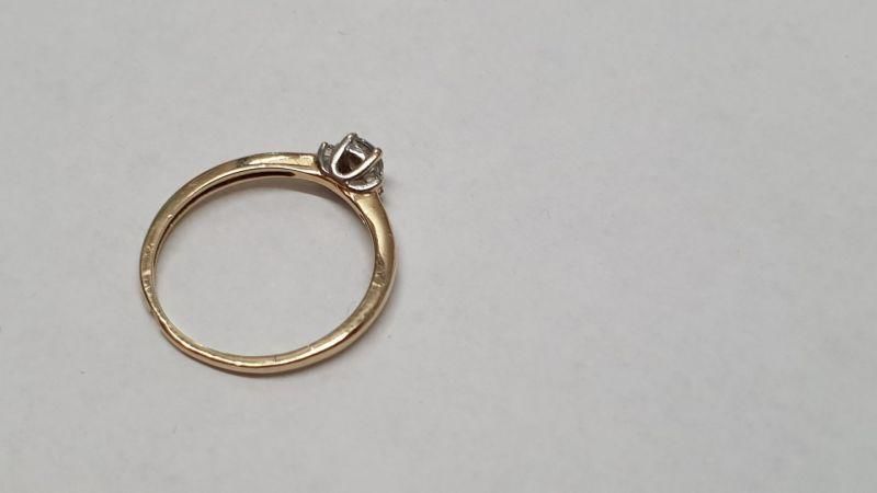 piekny-zloty-pierscionek-pr585-115g-stan-uzywany