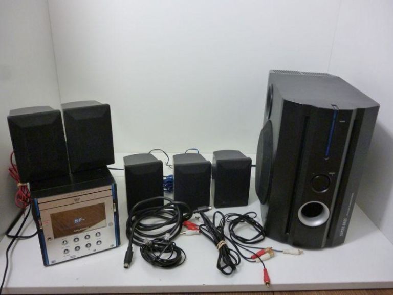 KINO DOMOWE GRUNDIG UMS 6400 DVD SUBWOOFER
