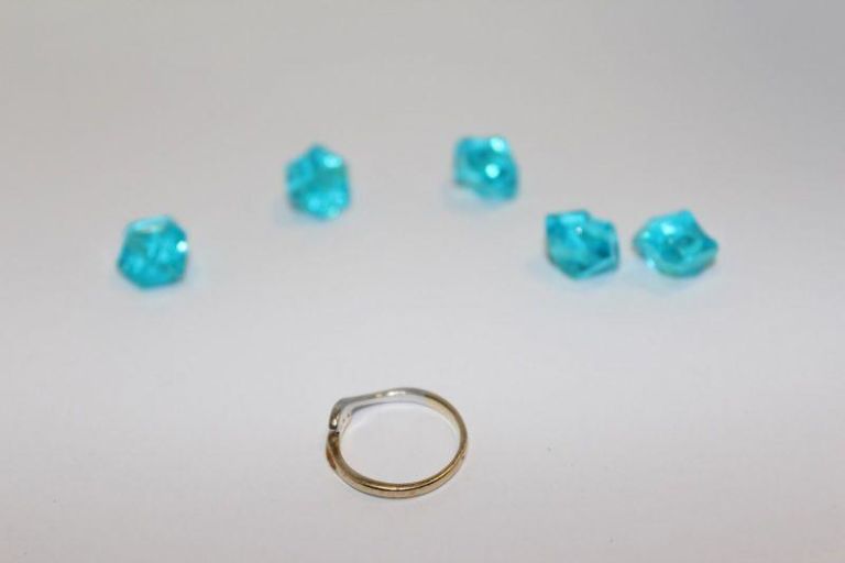 pierscionek-z-diamentami-160g-pr585-material-15835-2