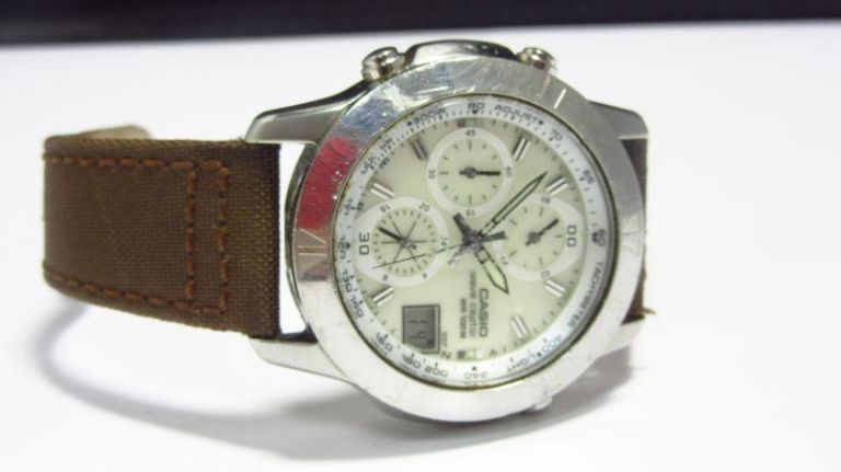 zegarek-meski-casio-wv-560-at-warto-marka-casio