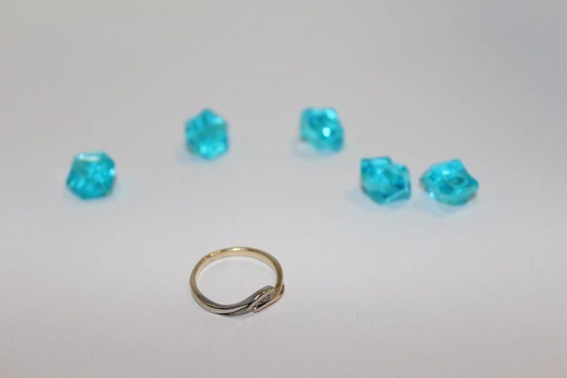 pierscionek-z-diamentami-160g-pr585-kolor-dominujacy-205826-225106