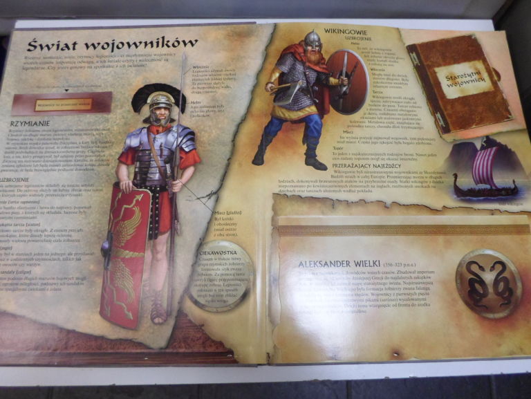 wojownicy-wieka-ksiega-tytul-wojownicy-wieka-ksiega