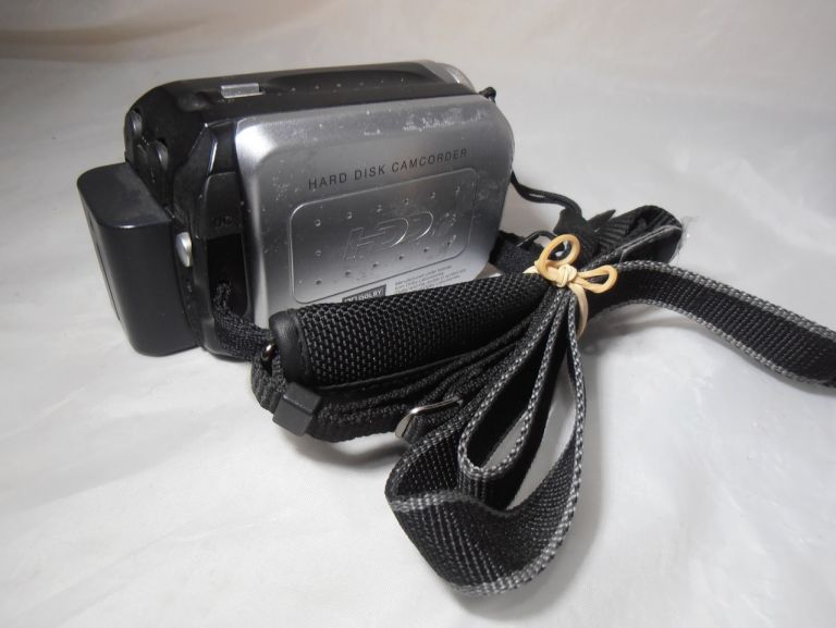 KAMERA JVC GZ-MC20E 20 GB! OPIS