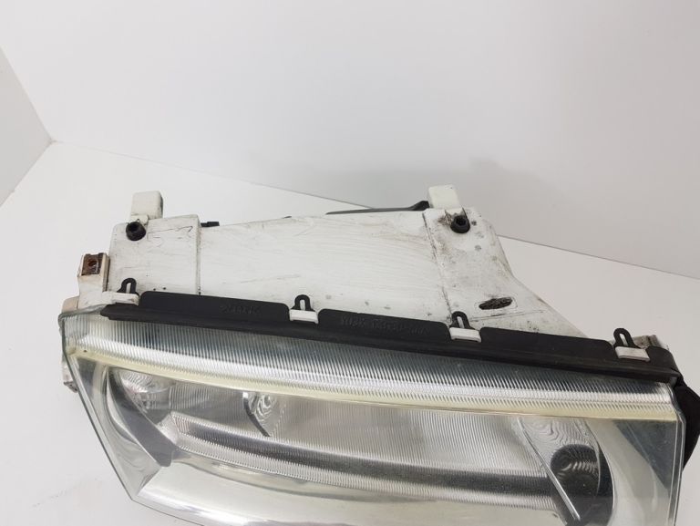 LAMPA PRZEDNIA PRAWA OCTAVIA 1 1U1 941 016E