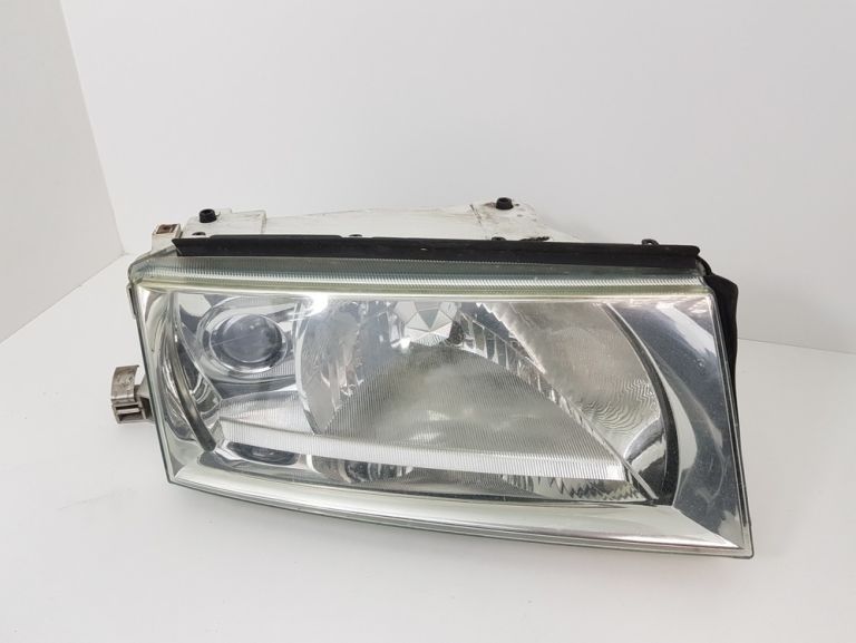 LAMPA PRZEDNIA PRAWA OCTAVIA 1 1U1 941 016E
