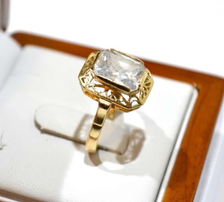 ladny-zloty-pierscionek-pr585-411g-r-17-kolor-dominujacy-zloty