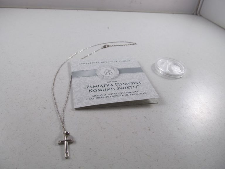 medal-eucharystia-milosci-oraz-srebrny-krzyzyk-janowicza-3-olsztyn