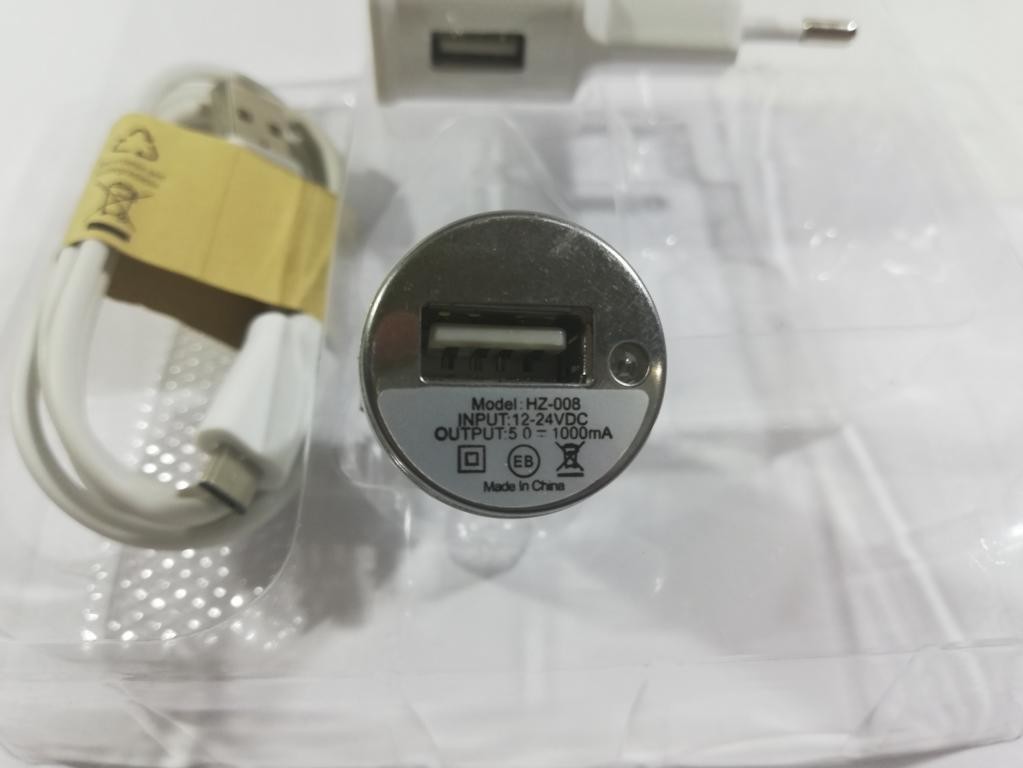 ladowarka-micro-usb-typ-b-koncowka-samochodowa-model-usb