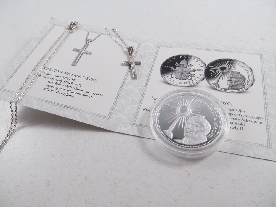 medal-eucharystia-milosci-oraz-srebrny-krzyzyk-janowicza-3-olsztyn