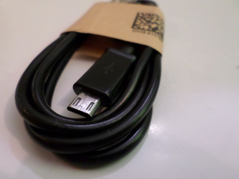 KABEL MICRO USB VEGA CZARNY PREMIUM KOŃCÓWKA 8 MM