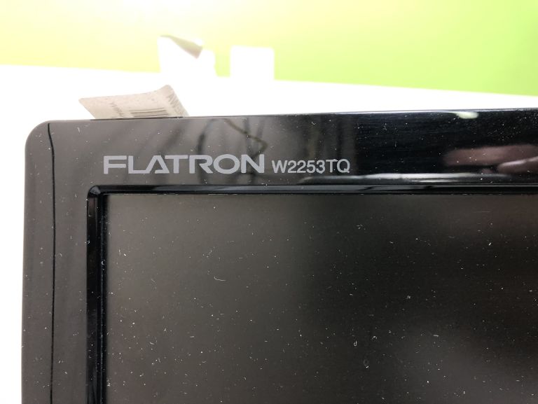 KOMPUTER STACJONARNY Z MONITOREM LG FLATRON