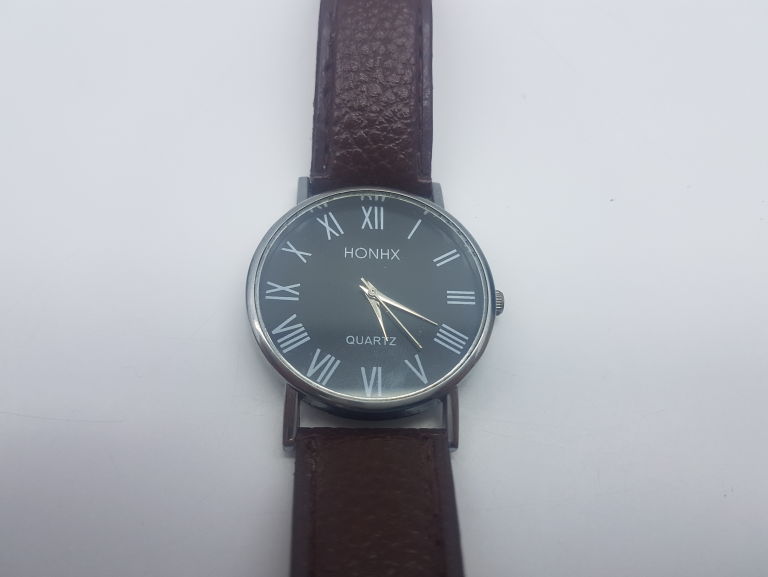 ZEGAREK HONHX