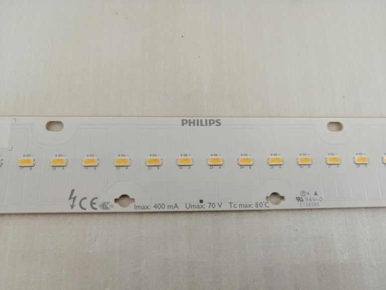 PHILIPS FORTIMO LED LINE 2200LM