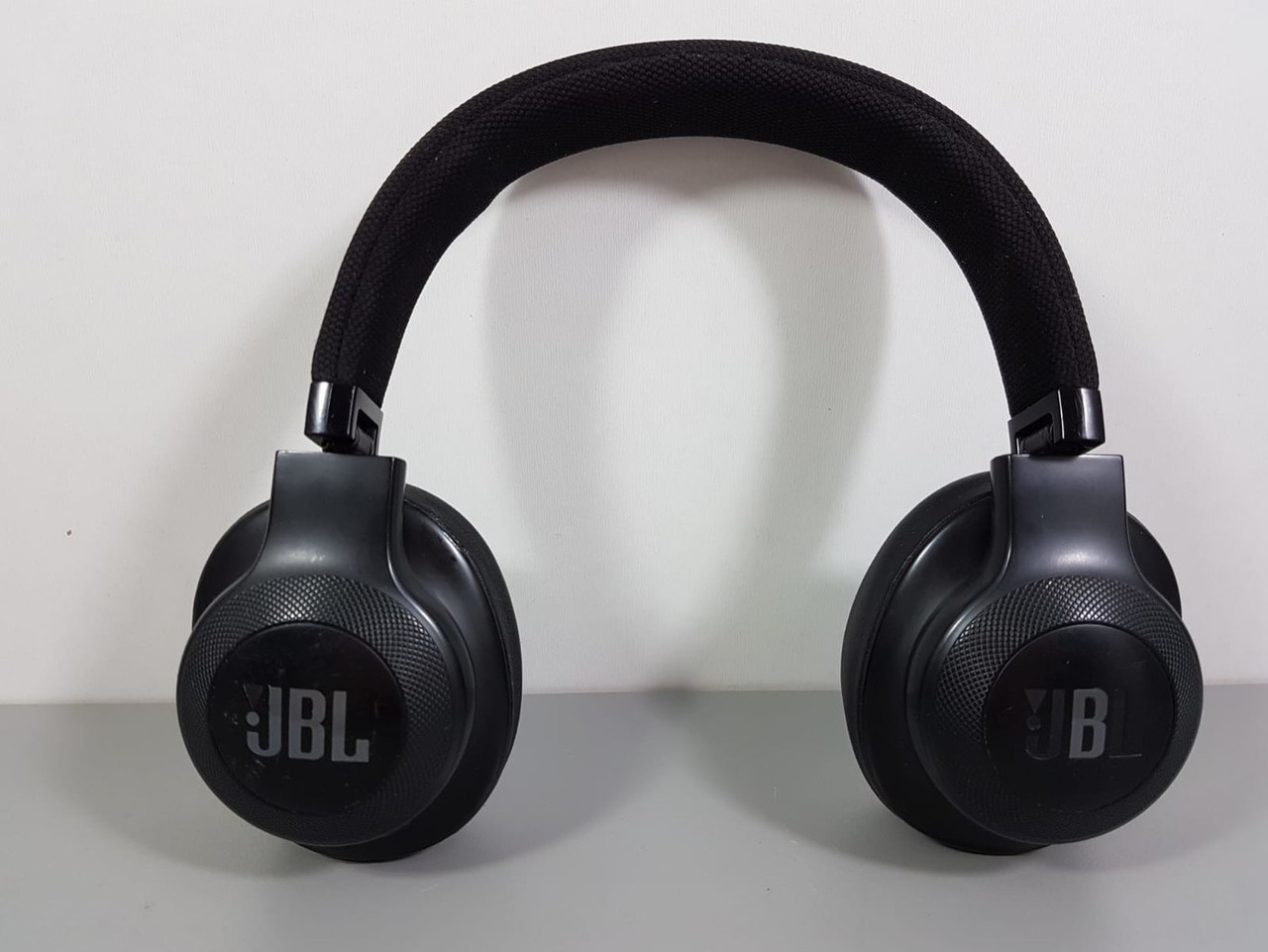 bezprzewodowe-sluchawki-jbl-e55bt-mega-okazja-marka-jbl