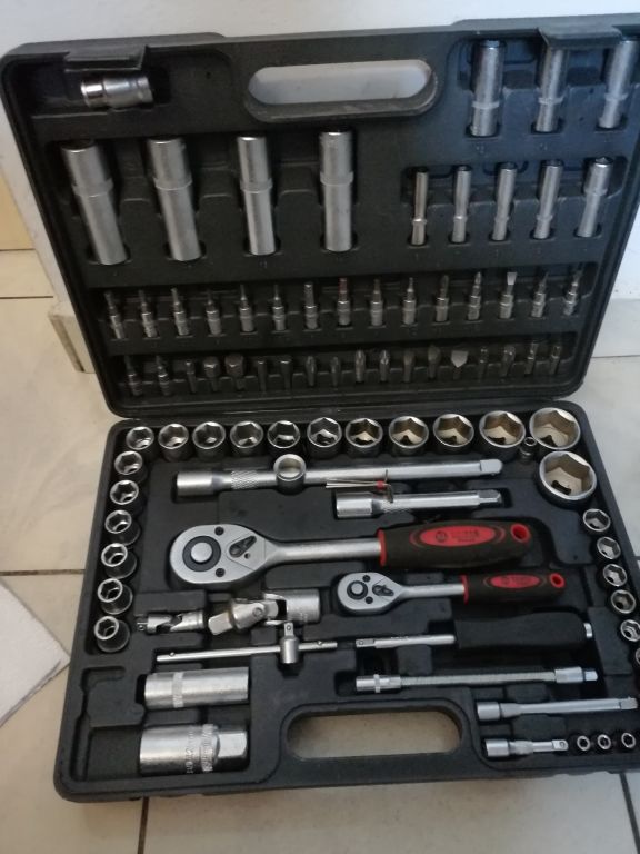 ZESTAW KLUCZY CHROME VANADIUM XL TOOLS